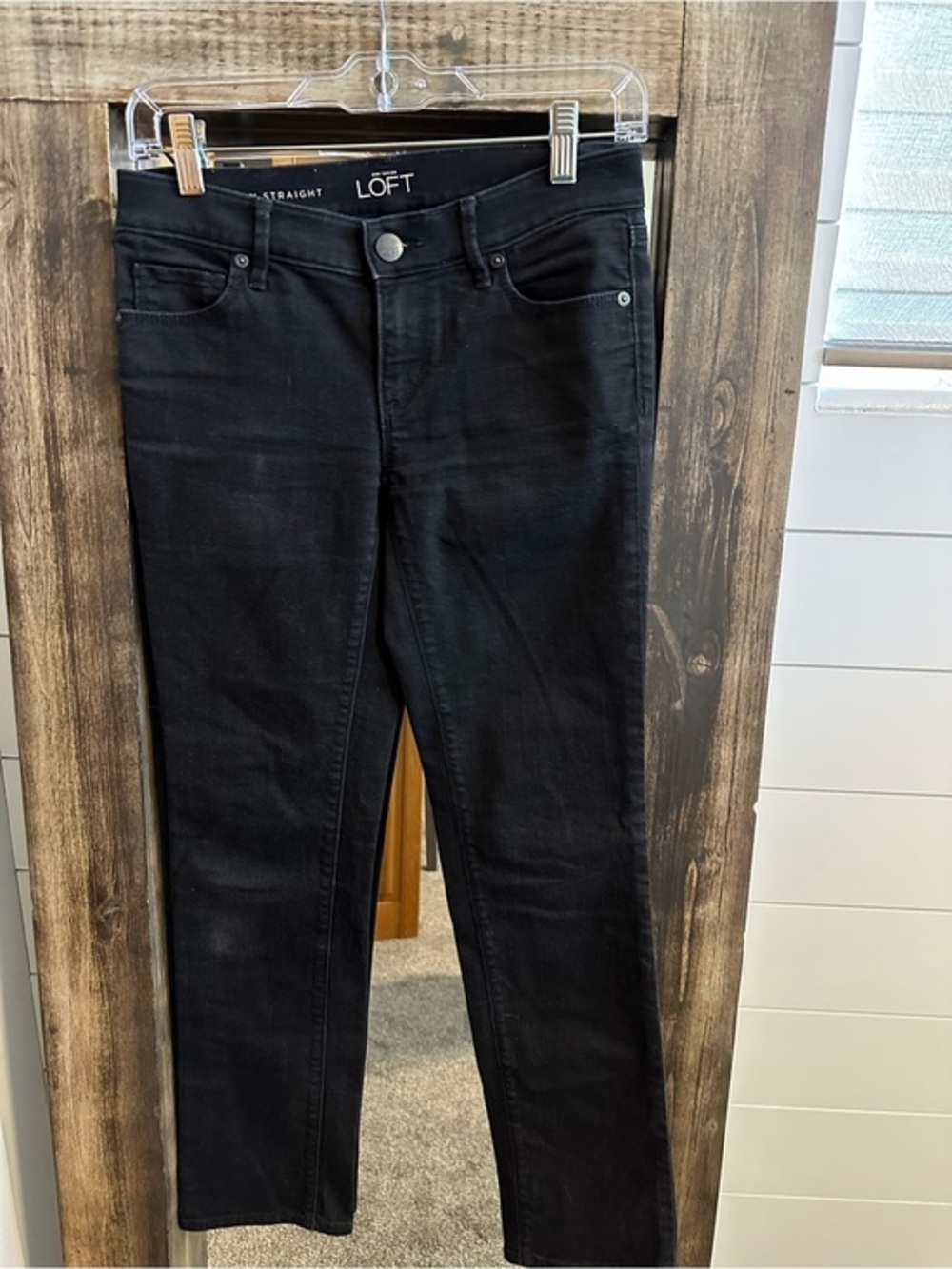 LOFT Modern Straight Black Jeans Size 25P Petite Ann Taylor Mid Rise Stretch